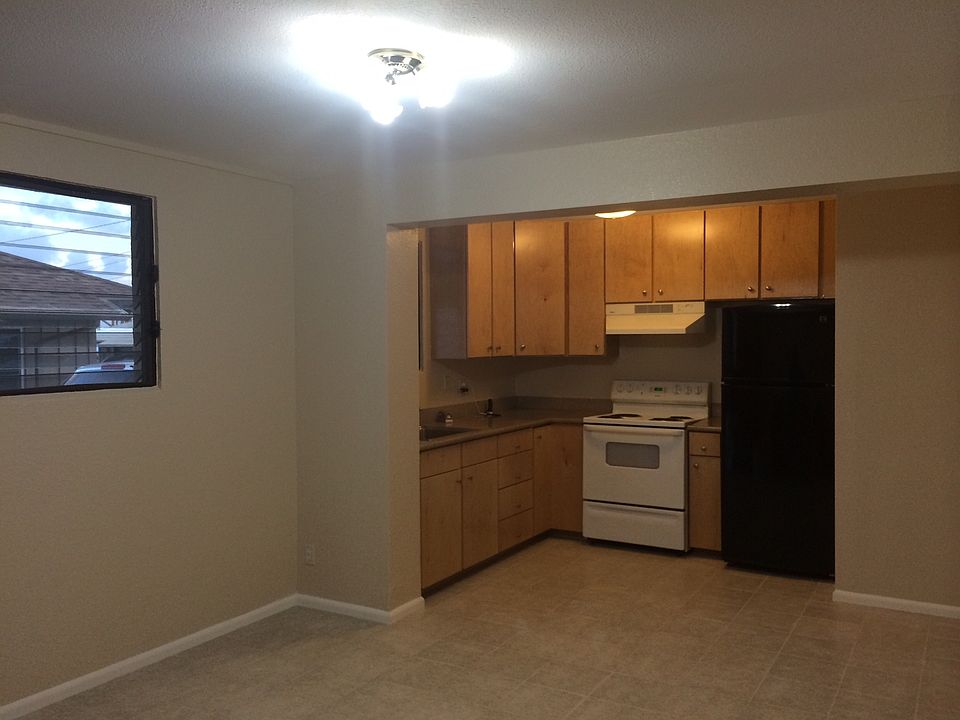 Kitchen & dining room