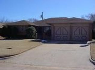 232 Randall Dr, Midwest City, OK 73110