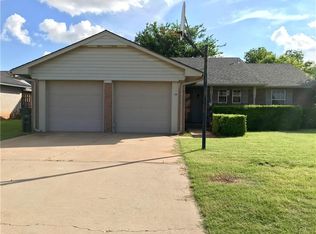 134 Rawlings Dr, Clinton, OK 73601