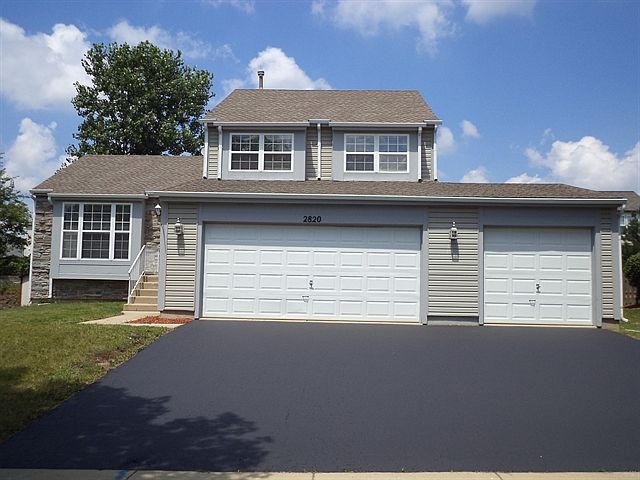 1st image of 2820 Forestview Dr