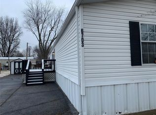 6703 Old Collinsville Rd, Fairview Heights, IL 62208