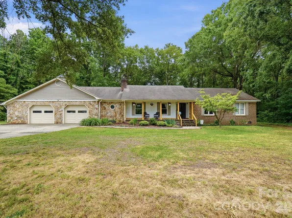 1811 Price Rd, Indian Trail, NC 28079
