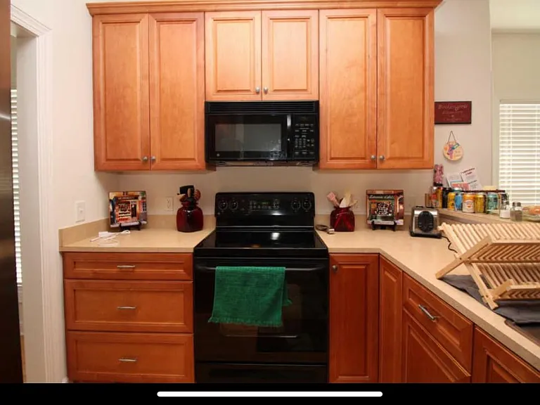 110 Smathers Dr — Photo 7