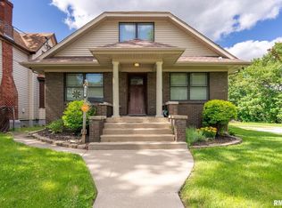 538 W 9th St, Davenport, IA
