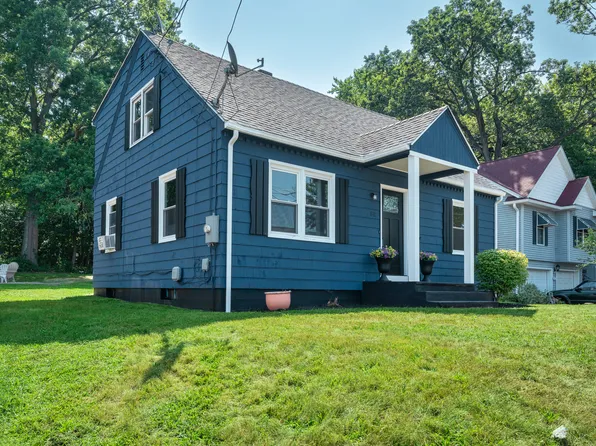 56 Jefferson Avenue, Middletown, CT 06457
