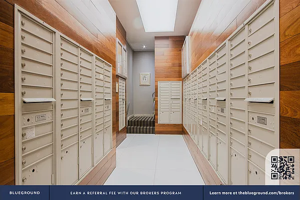 Rented by The Blueground | media 25