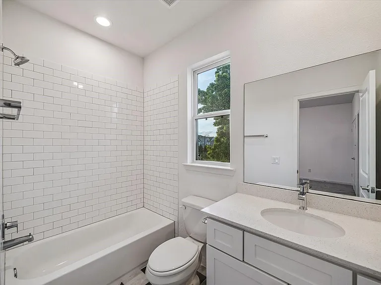 1524 Ojeman Rd #D — Photo 23