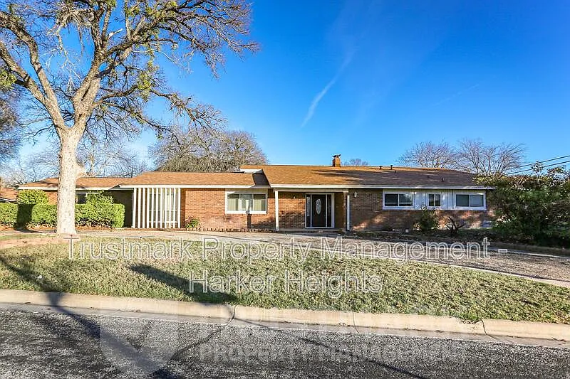 101 Highland Oaks Dr #HIGH101