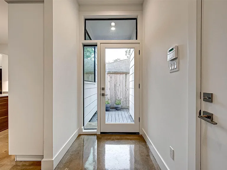 805 Dorothy St #B — Photo 3