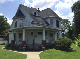 504 W Spring St, Greenville, IL 62246