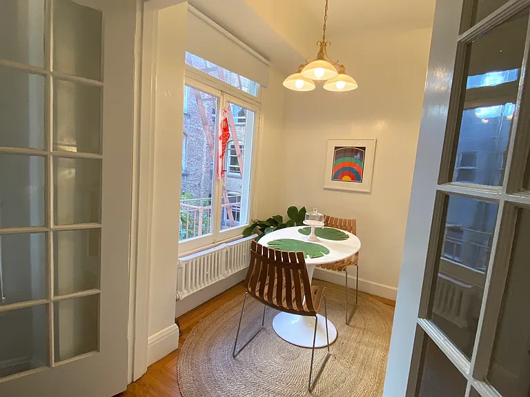 820 Jones St — Photo 10