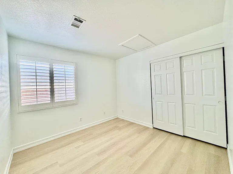 4544 Crimson Leaf Dr — Photo 9