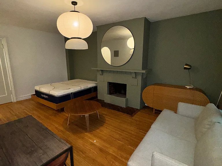 22 Grove St #1F — Photo 8