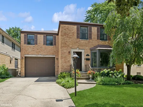 113 S I Oka Ave, Mount Prospect, IL 60056