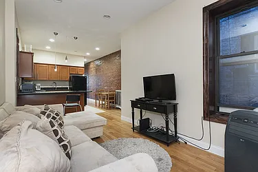 Rented by Portman Realty Corp