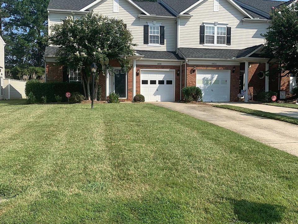 Corner unit located in a quiet cul de sac