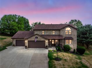 645 Preferred Dr, Washington, PA 15301