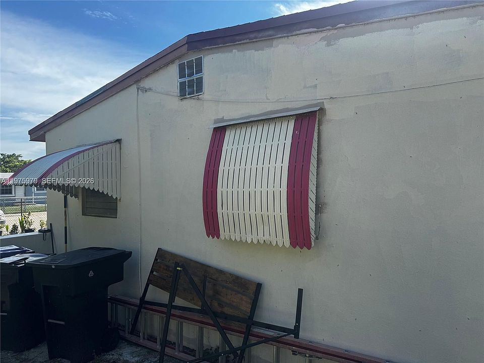 2nd image of 1119 NW 11th Ct