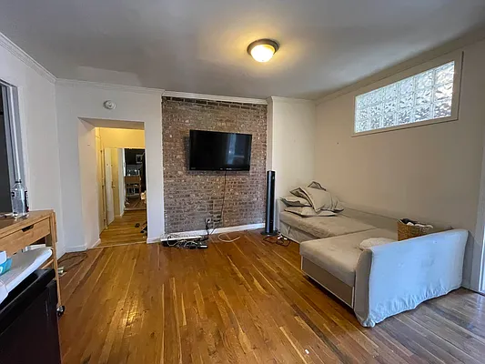 Rented by Best Apartments North Inc | media 34