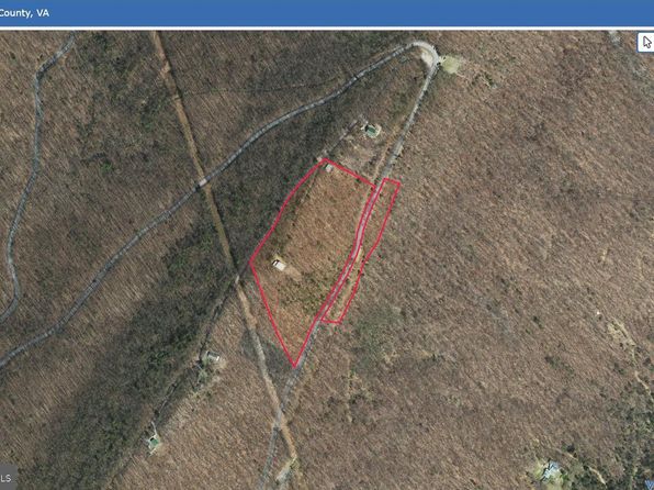 301 Mountain Top Dr, Luray, VA 22835