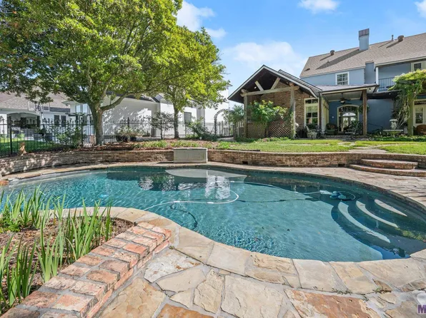 19707 Southern Hills Ave, Baton Rouge, LA 70809