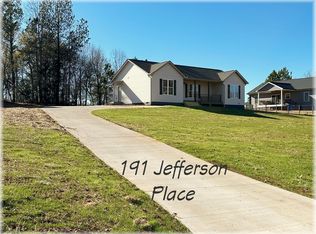 191 Jefferson Pl, Walhalla, SC 29691