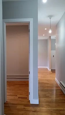 Rented by Signature Property Realty | media 10