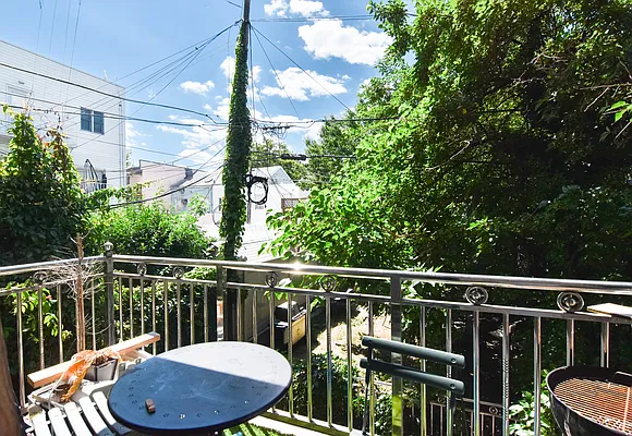 Rented by The Agency | media 6