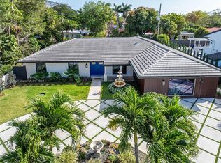 6000 SW 24th St, Miami, FL 33155