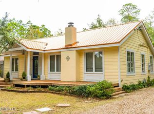6424 Poco Rd, Ocean Springs, MS 39564