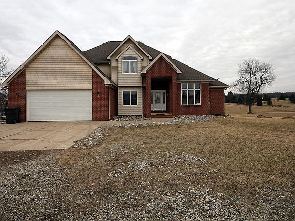 2nd image of 1026 Deer Valley Dr