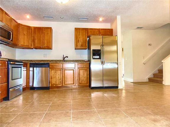 5th image of 16804 Ashwood Dr