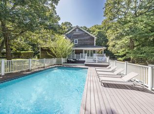 27 Ocean Pkwy, East Hampton, NY 11937