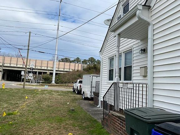 4th image of 3601 Mississippi Ave #A