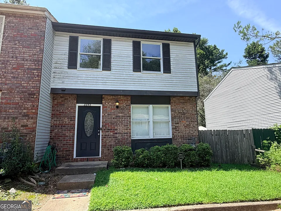 8852 Long Beach Cir