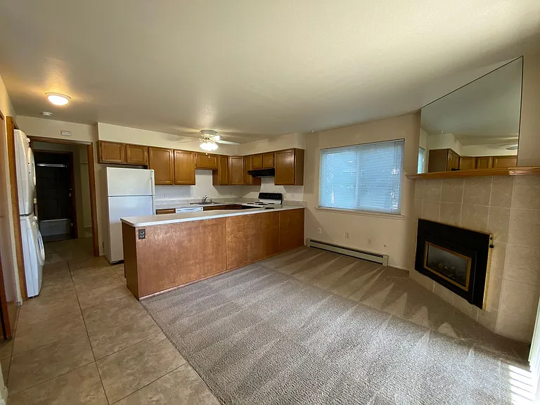 3583 S Marion St #102 — Photo 8