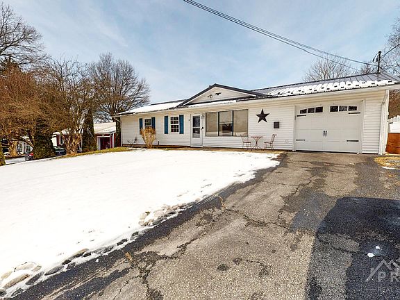 2nd image of 19 Sun Valley Dr