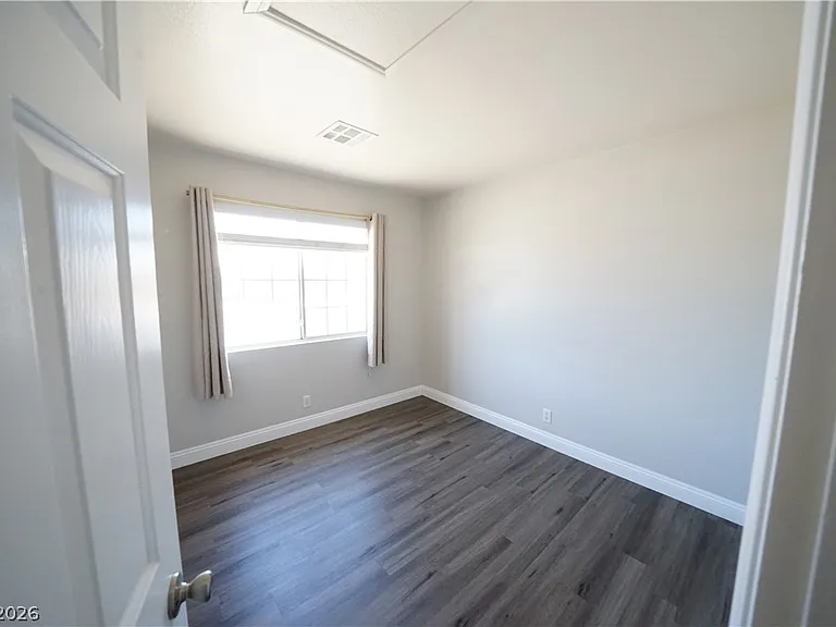 916 Clubview Dr — Photo 27