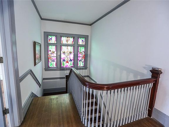 2nd image of 232 Culver Rd