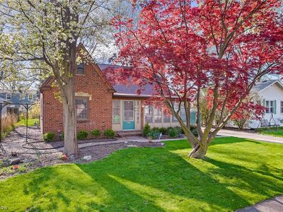 116 Englewood Dr, Avon Lake, OH, 44012