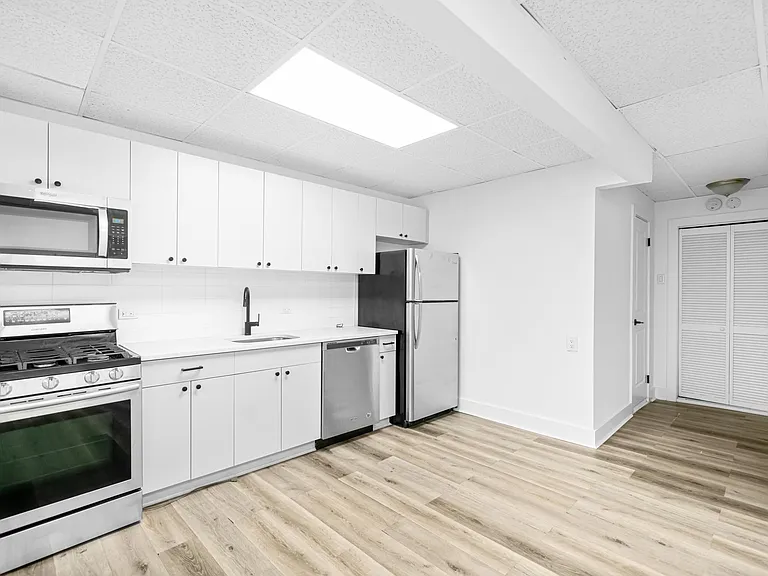 104 Jefferson St #1 — Photo 2
