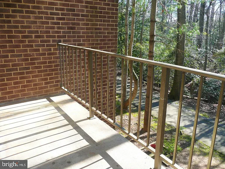 1520 Northgate Sq #11B — Photo 14