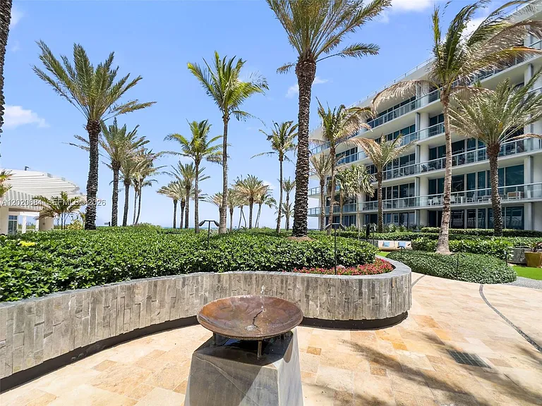 6801 Collins Ave #417 — Photo 50