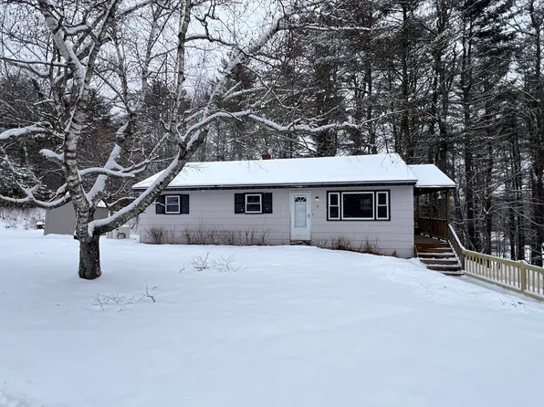 15 Saunders Rd, Greene, ME 04236