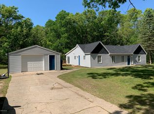 2072 E Summit Ave, Muskegon, MI 49444