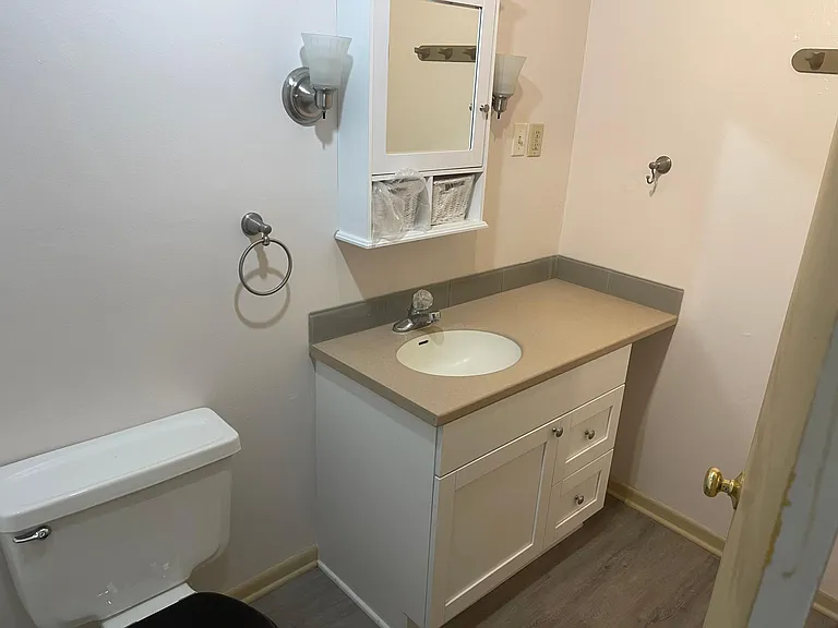 400 Marshall Ave #14 — Photo 5