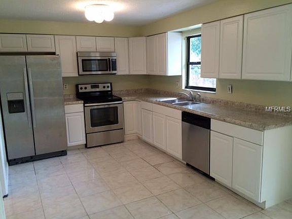 4th image of 165 Coral Dr