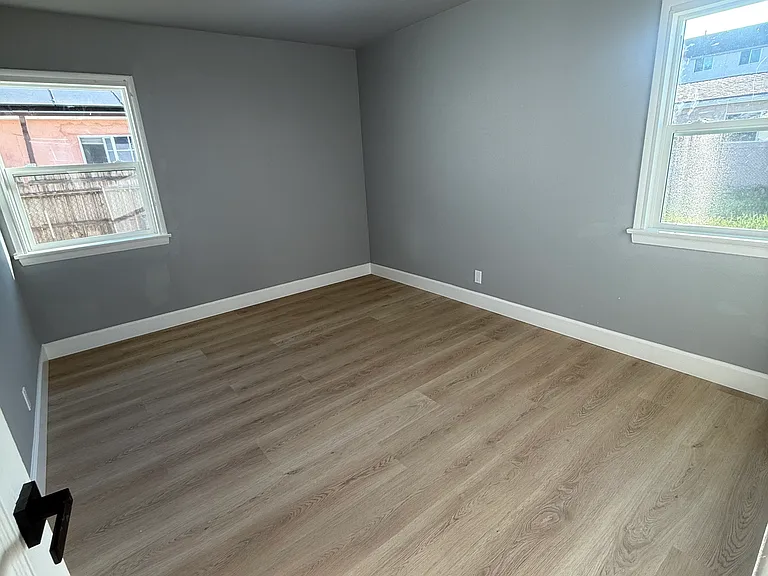 13917 Chadron Ave — Photo 8