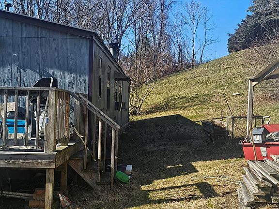 2nd image of 711 Thomas Bridge Rd