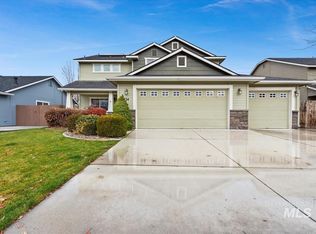 334 E Santiago Dr, Meridian, ID 83646
